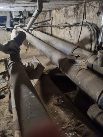 Reparatii canalizare bloc, Reparatii conducte canalizare, Teava canalizare sparta